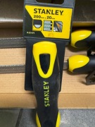 Stanley Tarnik półokrągły równiak 200mm 22-471