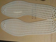 Wkładki plastikowe do butów 28