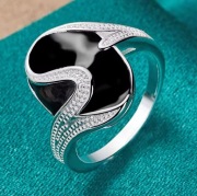 Pierścionek damski piękny srebro 925