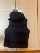 Adidas Y-3 vest hooded puffer gilet . Kamizelka pu