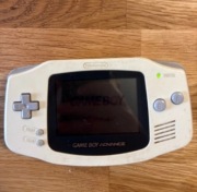 Konsola Game Boy Advence