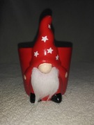 Osłonka na doniczkę czerwony skrzat 