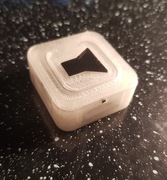 Przycisk do wyciszania reklam