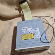 Nagrywarka DVD/CD Lite-On SOHW-1653S | IDE/ATA | Komplet kabli | Retro