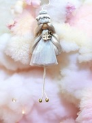 Ozdoba świąteczna Mikołajka Biała