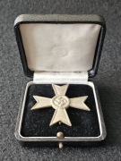 Niemcy III Rzesza Krzyż Zasługi Wojennej 1Klasy bez mieczy w pudełku syg.50