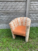 Klubowy fotel tapicerowany, 3 sztuki.