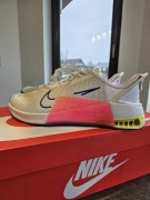 Nowe Nike Metcon 9 FlyEase – rozmiar 42.5