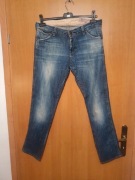 Jeansy Wrangler 29/32