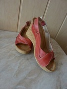 OKAZJA! malinowe sandałki damskie r. 36 bardzo wygodnie skóra j.NOWE 