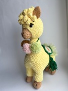 Urocza Lama / Alpaka amigurumi – pluszowa maskotka handmade