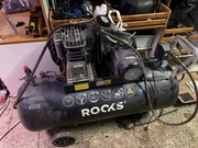 ROOKS KOMPRESOR TŁOKOWY 200 L - 4 KM - 450 L/MIN - 10 BAR - 400V