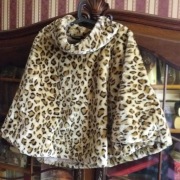 RAINBOW  Krótkie, jesienne ponczo z golfem stójką   40/42