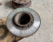 Piasta przód Daf 105 106 z tarczą