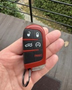 Zdalne odpalanie i dorabianie kluczy JEEP DODGE CHRYSLER RAM kodowanie USA