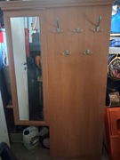 Szafka z nadstawką, wieszakiem i lustrem za darmo