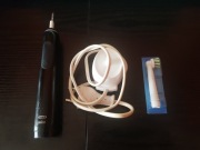 Szczoteczka Oral-B Pro 3 3772 elektryczna czarna + końcówka i ładowarka