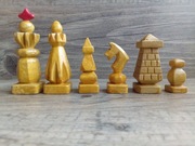 szachy , figury i pionki drewniane + szachownica