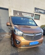Opel Vivaro 9-osobowy, 2015, czekoladowy