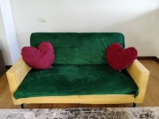 Sofa rozkładana dwuosobowa z fotelami.