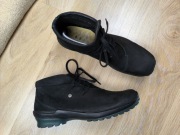 Skórzane czarne zamszowe półbuty wolky 40