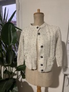 Krótki sweterek Atmosphere