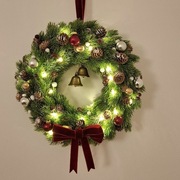 Ręcznie robiony świąteczny wianek z lampkami LED – 25 cm