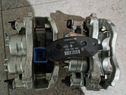 Zacisk hamulcowy jarzmo  Renault Master III Movano przód 410105039R