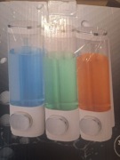 Dozownik do szamponu i żelu pod prysznic – 3 pojemniki