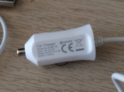 Ładowarka samochodowa do iPhona.