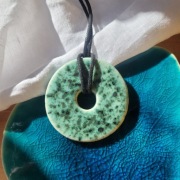 Naszyjnik mint spots