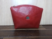 kosmetyczka Wittchen skórzana w kształcie łódki czerwona