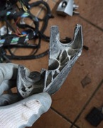 Uchwyt mocowanie wspornik linek Renault 1.5 dci 3242337