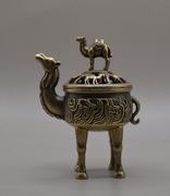 Luksusowa kadzielnica z dwoma wielbłądami 7,2x5,7x3,6 cm