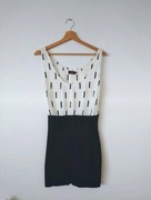 Dopasowana kremowa sukienka czarne paski mini krótka basic XS
