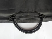 Czarna torba na laptopa - etui z rączkami – klasyczna i pojemna