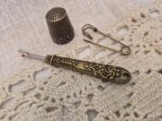 Zestaw do szycia vintage retro metal stare złoto 