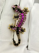 NOWA Broszka przypinka jaszczurka z cyrkoniami elegancka