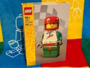 LEGO 40819 - Duża Minifigurka Kierowcy Wyścigowego