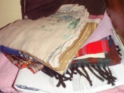 Damskie szale, chustki , apaszki, czapki z czasów PRL