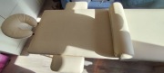 Stół do masażu drewniany 60 cm beżowy łóżko