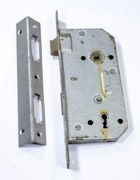 Zamek wpuszczany do drzwi  bez klucza