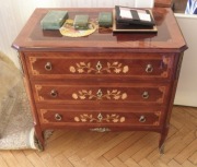 komoda XX wiek kopia mebla francuskiego