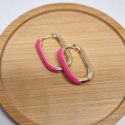 Piękne kolczyki elipsy emaliowane różowe Stal szlachetna