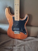 Gitara lutnicza brązowa