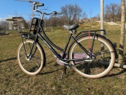 rower damski miejski holenderski Cortina U4