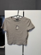 Szara koszulka z wyhaftowanym kotkiem