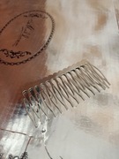 Metalowy grzebień grzebyk