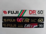 Kasety magnetofonowe FUJI.