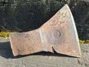 Stara rosyjska siekiera.